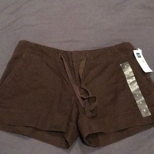 Gap shorts